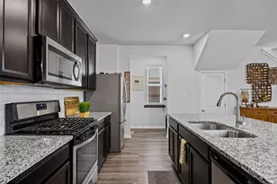140 Delaware Mountains Ter, Dripping Springs, TX 78620 - Photo 6