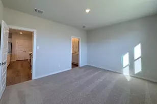 212 Escape Wy, Jarrell, TX 76537 - Photo 4