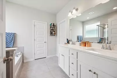 2005 Jacey Way, Austin, TX 78725 - Photo 6