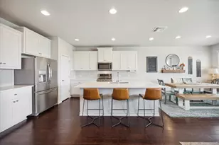 2005 Jacey Way, Austin, TX 78725 - Photo 8