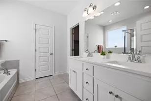 2005 Jacey Way, Austin, TX 78725 - Photo 12