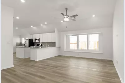 314 Bay Breeze Drive, Kyle, TX 78640 - Photo 2