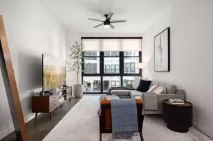 800 Embassy Dr, Austin, TX 78702 - Photo 10