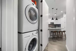 800 Embassy Dr, Austin, TX 78702 - Photo 22