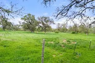 274 Old Austin Trail, Elgin, TX 78621 - Photo 4