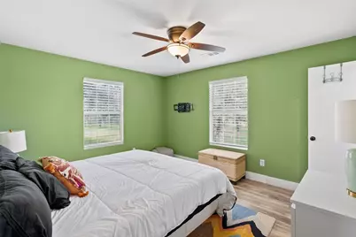 274 Old Austin Trail, Elgin, TX 78621 - Photo 18