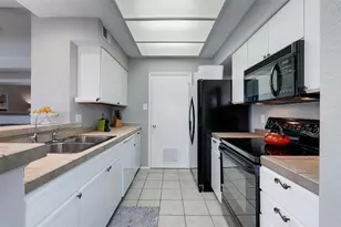 4711 Spicewood Springs Rd, Austin, TX 78759 - Photo 10