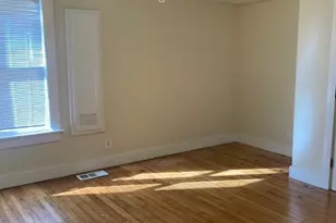 2710 Whitis Ave, Austin, TX 78705 - Photo 16
