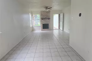 420 Vista W Ct, Bastrop, TX 78602 - Photo 4