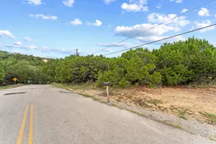4602 Thunderbird Dr, Lago Vista, TX 78645 - Photo 1