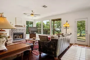 5511 Courtyard Dr, Austin, TX 78731 - Photo 36