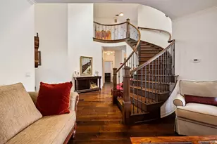 5511 Courtyard Dr, Austin, TX 78731 - Photo 30