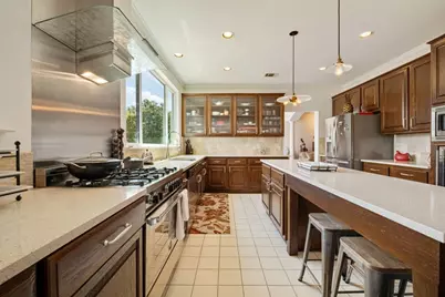 5511 Courtyard Drive, Austin, TX 78731 - Photo 26