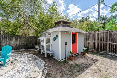4817 Pelham Drive, Austin, TX 78727 - Photo 16