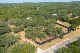 500 Ridge Oak Dr, Wimberley, TX 78676 - Photo 2
