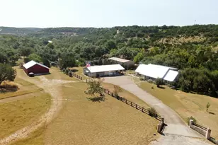 101 Arrowlake Rd, Wimberley, TX 78676 - Photo 4