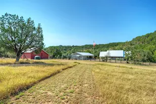 101 Arrowlake Rd, Wimberley, TX 78676 - Photo 2