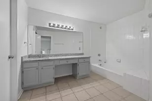 2450 Wickersham Ln, Austin, TX 78741 - Photo 24