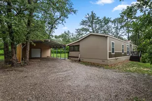 217 Pine Hill Loop, Bastrop, TX 78602 - Photo 2