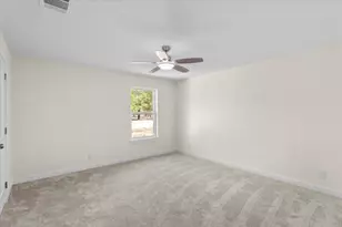 412 Oak St, Bastrop, TX 78602 - Photo 10