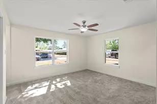 412 Oak St, Bastrop, TX 78602 - Photo 18