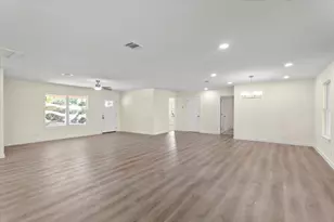 412 Oak St, Bastrop, TX 78602 - Photo 22