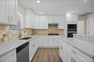 412 Oak St, Bastrop, TX 78602 - Photo 6