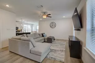 3257 Fox Sedge, New Braunfels, TX 78130 - Photo 8