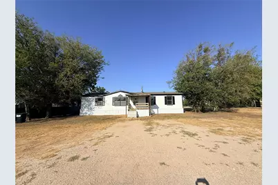 414 Avenue F, Lexington, TX 78947 - Photo 18