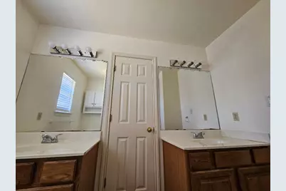 8408 Cahill Drive, Austin, TX 78729 - Photo 2