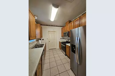 8408 Cahill Drive, Austin, TX 78729 - Photo 4