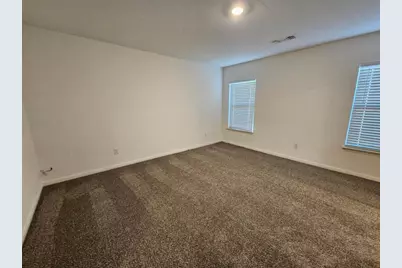 17904 Speculator Lane, Elgin, TX 78621 - Photo 6