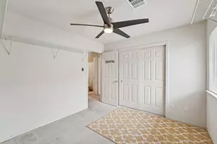 1724 Darjeeling Dr, Pflugerville, TX 78660 - Photo 14