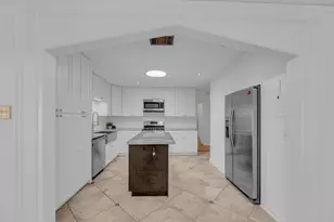 1224 Corona Dr, Austin, TX 78723 - Photo 16