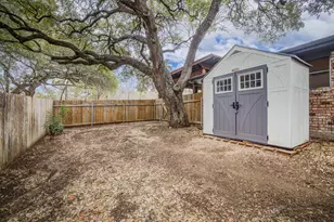 5303 Shady Oaks Circle, Kingsland, TX 78639 - Photo 32