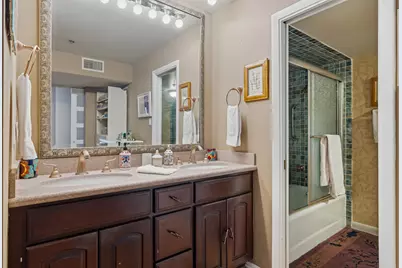 40 N Interstate 35 Highway N #1B3, Austin, TX 78701 - Photo 18