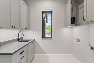 705 The Trails Pkwy, Horseshoe Bay, TX 78657 - Photo 24