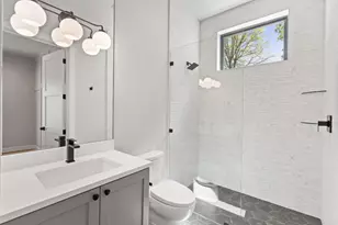 705 The Trails Pkwy, Horseshoe Bay, TX 78657 - Photo 32