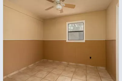 600 W Cypress Street, Johnson City, TX 78636 - Photo 28