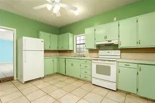 600 W Cypress St, Johnson City, TX 78636 - Photo 24