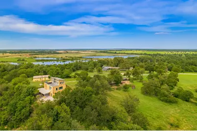 520 Double Eagle Ranch Drive, Cedar Creek, TX 78612 - Photo 10