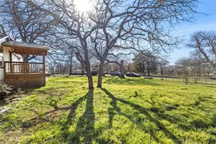 1029 Old McDade Rd, Elgin, TX 78621 - Photo 6