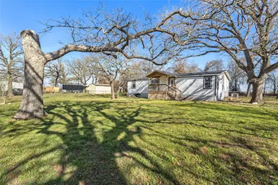 1029 Old McDade Road #C, Elgin, TX 78621 - Photo 4