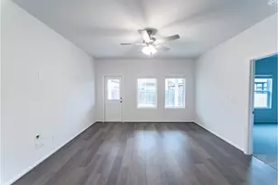 720 Barbary Coast Ln, Jarrell, TX 76537 - Photo 6