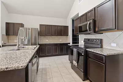 701 Liard River Road, Hutto, TX 78634 - Photo 6