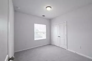 511 Pulitzer Dr, Hutto, TX 78634 - Photo 16