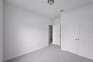 511 Pulitzer Dr, Hutto, TX 78634 - Photo 14