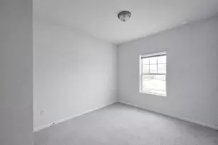 511 Pulitzer Dr, Hutto, TX 78634 - Photo 12