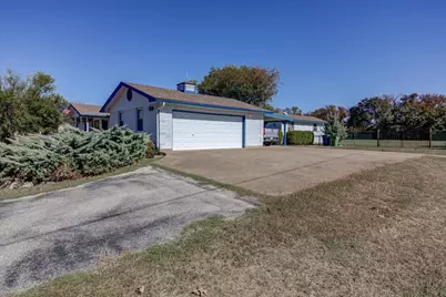 200 Harbor Cir Circle, Georgetown, TX 78633 - Photo 4