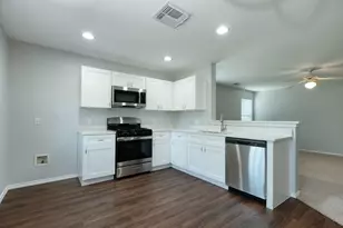 14312 Cummins Way, Manor, TX 78653 - Photo 4